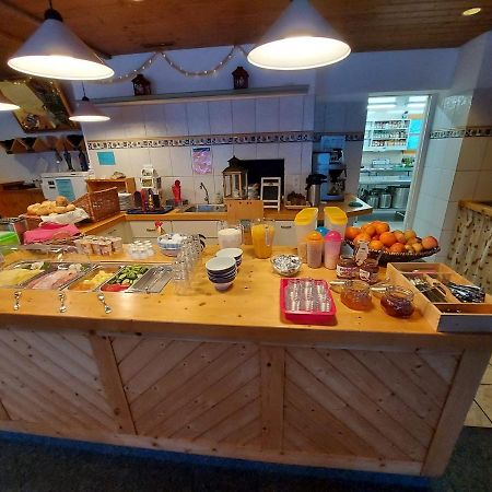 Familien Und Wanderhotel Clarezia Breíl Εξωτερικό φωτογραφία